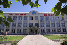 Входная группа Центральный автовокзал Казани, (Автовокзал "Столичный" Казань). Казань (Вахитовский район),  Девятаева,  15